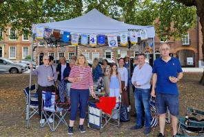 Picnic members photo